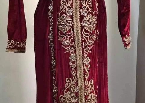 Robe velours rouge